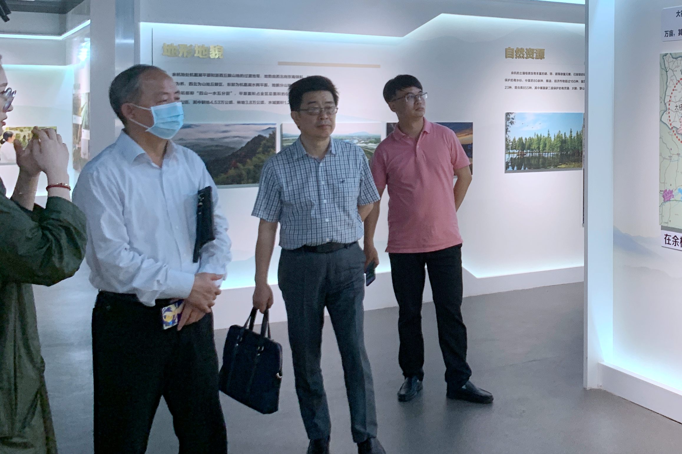 中茶院尹祎院长一行到访开云app官方版入口 - 开云专业的云端应用服务平台