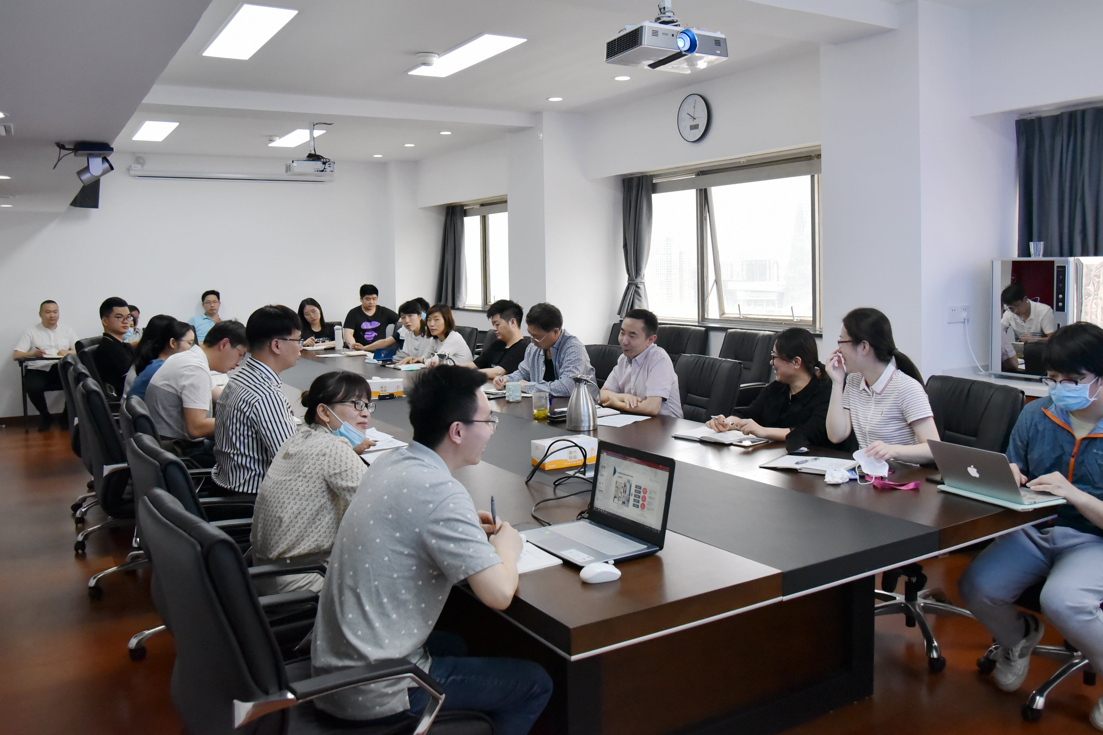 开云app官方版入口 - 开云专业的云端应用服务平台召开第127届广交会动员会