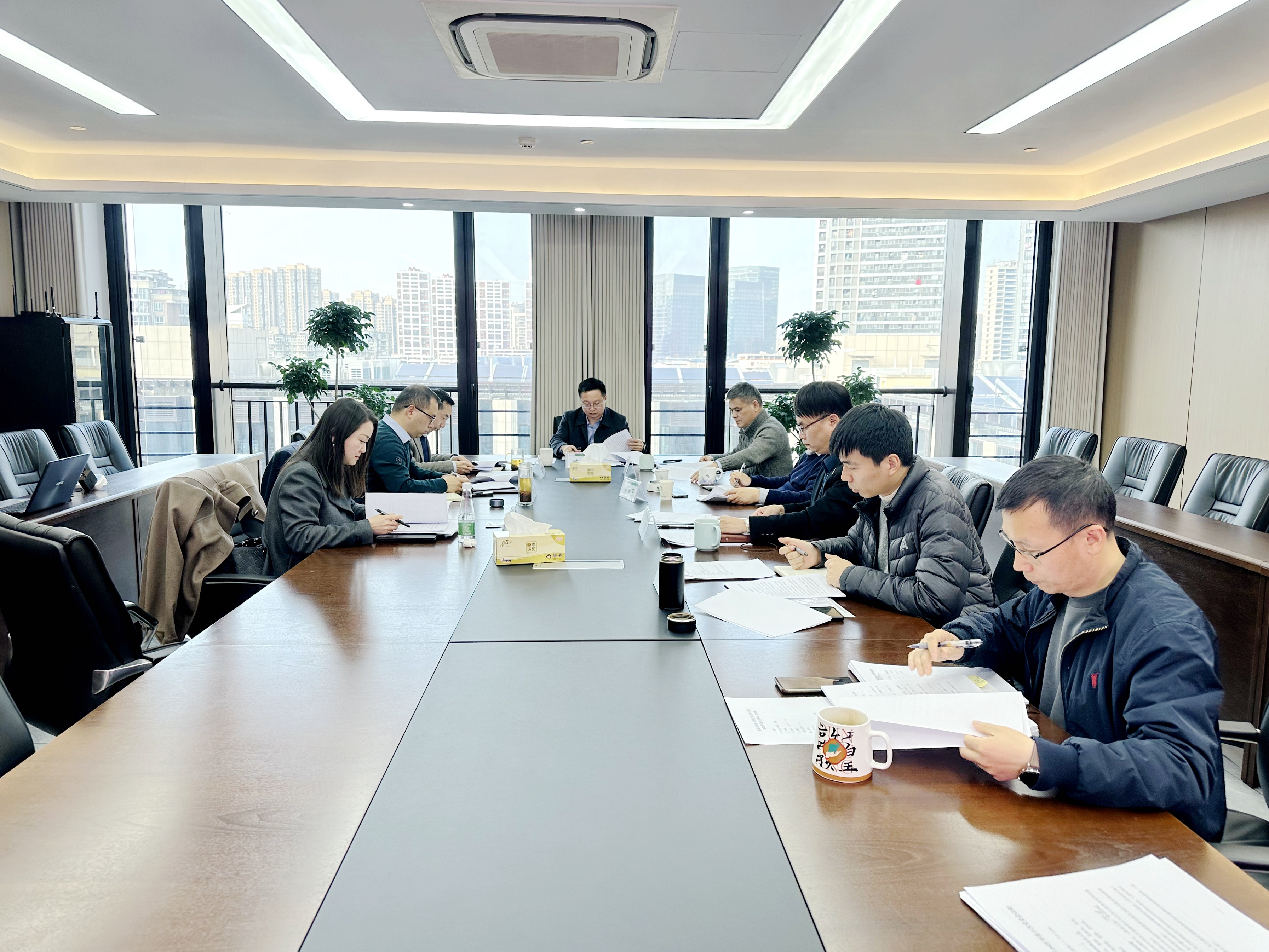 开云app官方版入口 - 开云专业的云端应用服务平台党委理论学习中心组专题学习全国“两会”精神