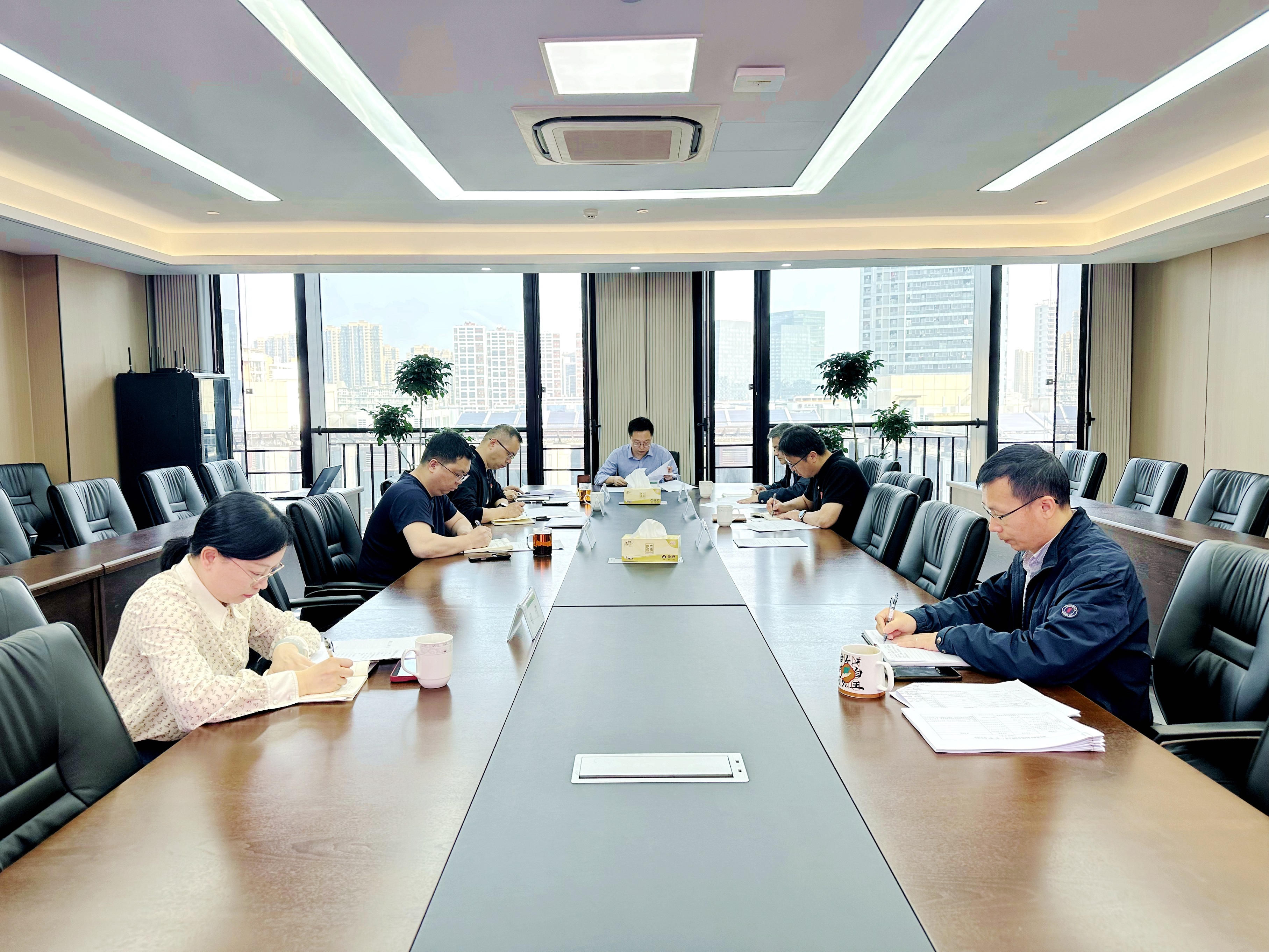 开云app官方版入口 - 开云专业的云端应用服务平台党委部署开展深入贯彻中央八项规定精神学习教育工作